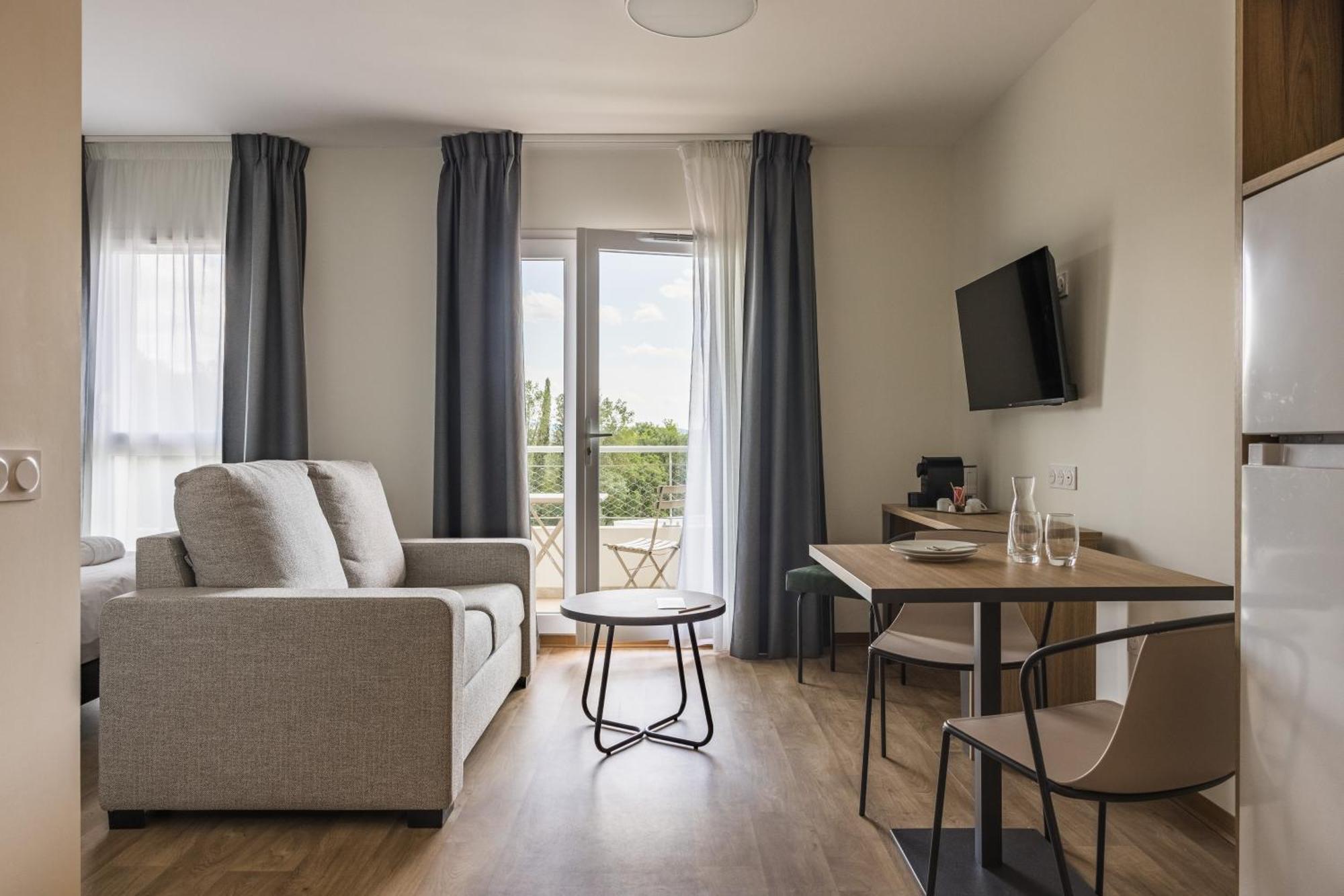 Hotel Des Thermes Des Fumades Allègre-les-Fumades Kültér fotó